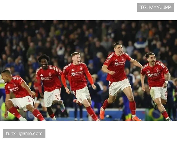 特劳雷闪耀英超赛场，助球队强势冲击冠军荣耀